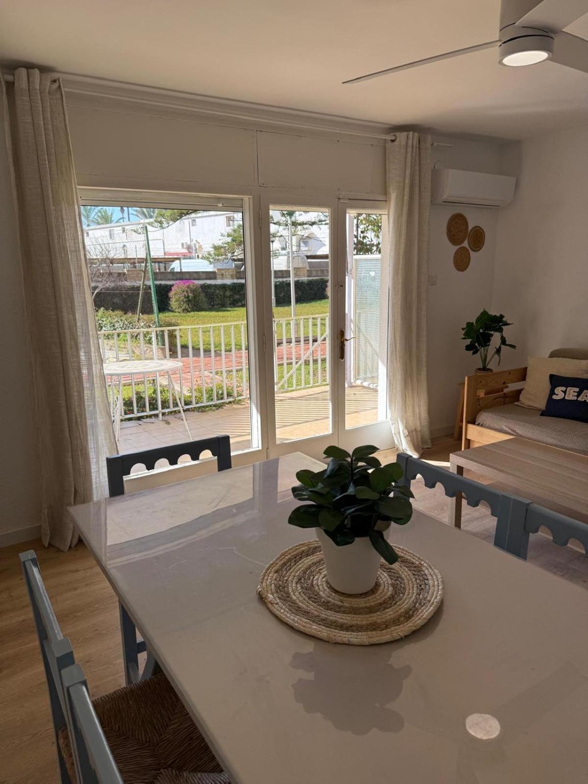 Apartamentos Hesperia Palmyra Salou Bagian luar foto